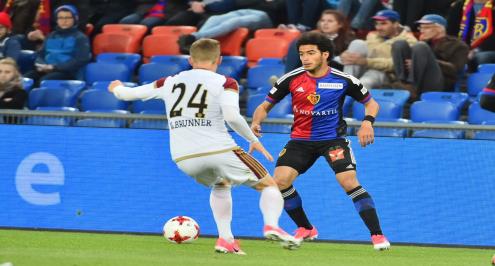 مصدر: فالنسيا يُراقب جابر .. وبازل عقبة